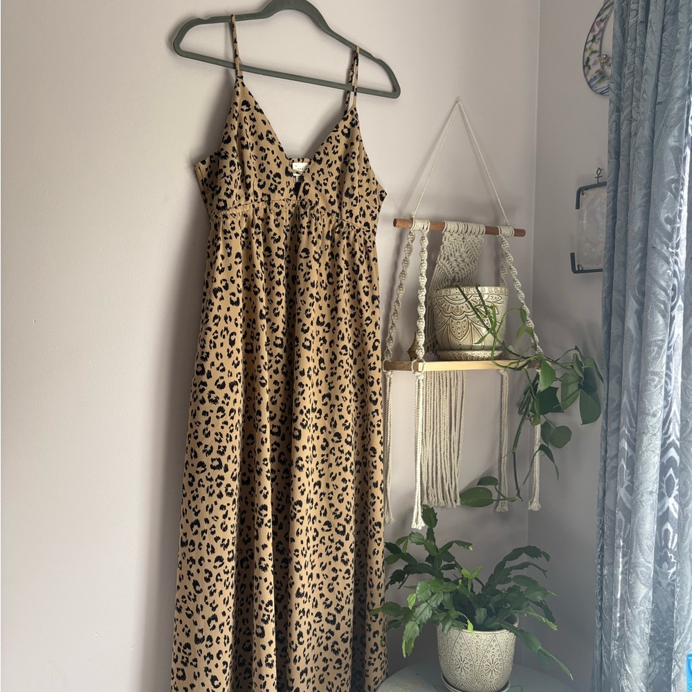 Leopard Print Maxi Dress